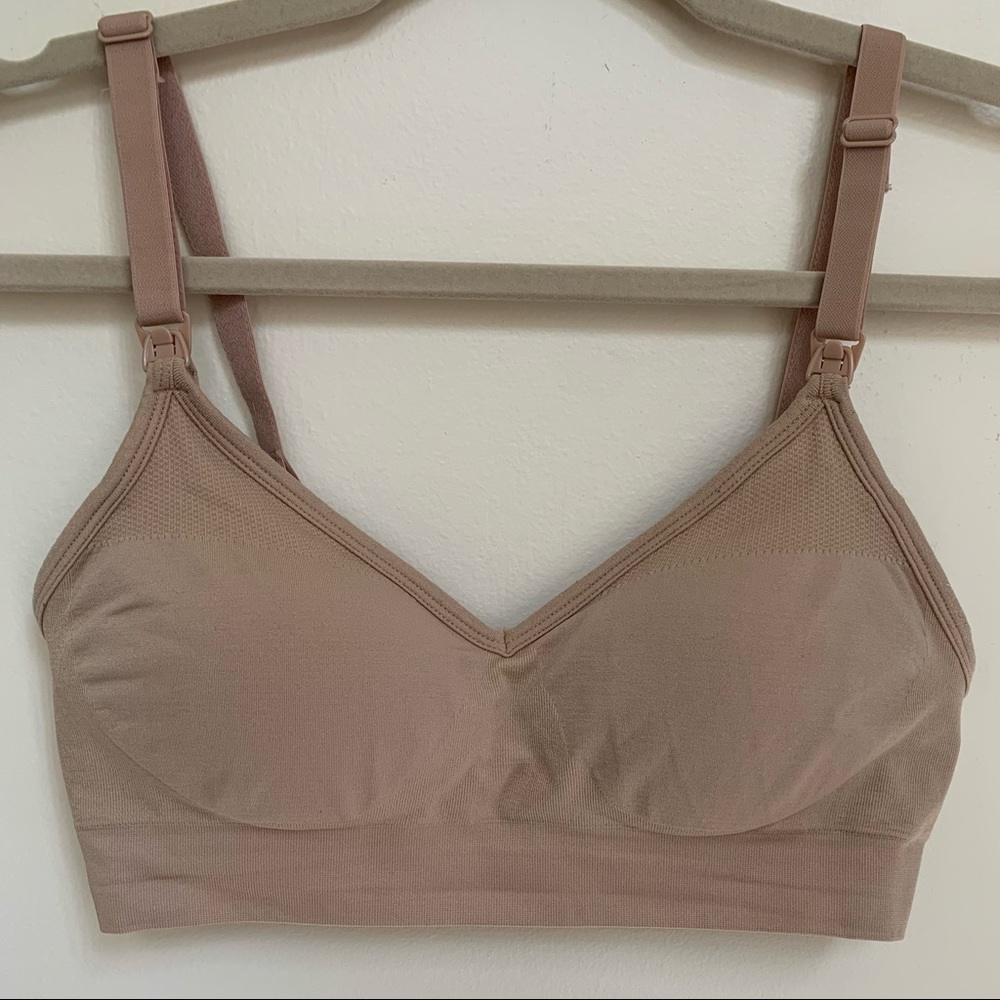 Nursing bra with convertible straps
